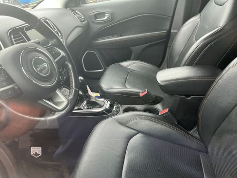 Used 2019 Jeep Compass Limited AWD/4WD image 26