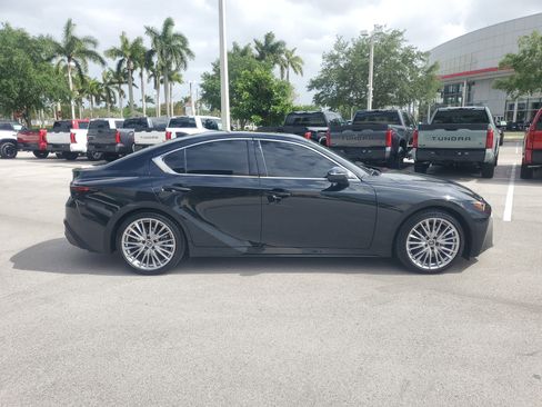 Used 2025 Lexus IS 300 w/ Premium Package RWD image 11