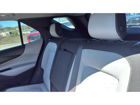 Used 2018 Chevrolet Equinox LS image 7
