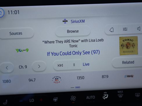 Used 2023 Ford Escape ST-Line Elite w/ Premium Technology Package image 19