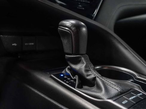 Certified 2024 Toyota Camry SE FWD image 25