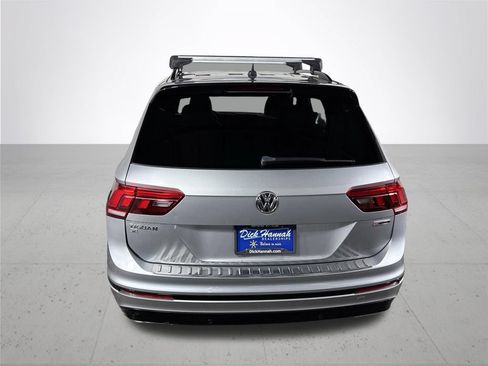 Used 2021 Volkswagen Tiguan SE AWD/4WD image 7