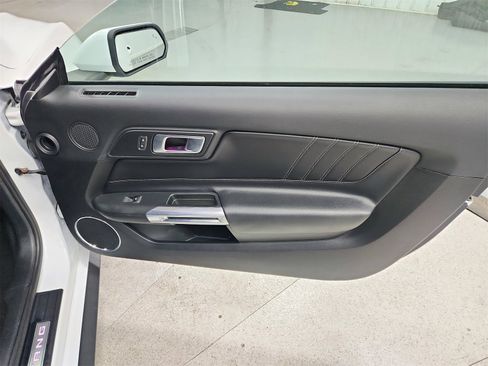 Used 2021 Ford Mustang Premium image 37