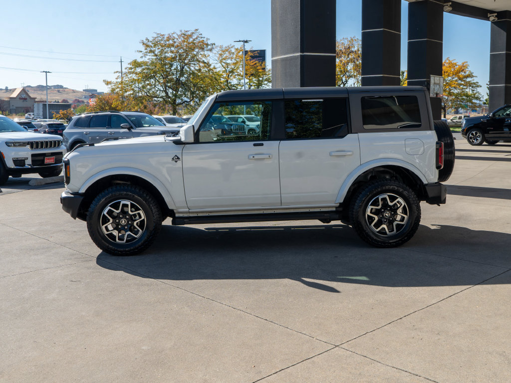 Used 2021 Ford Bronco Outer Banks AWD/4WD image 4
