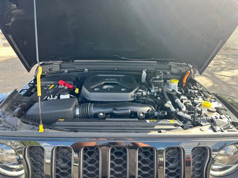 Used 2023 Jeep Wrangler Unlimited Rubicon 4xe w/ Steel Bumper Group AWD/4WD image 21