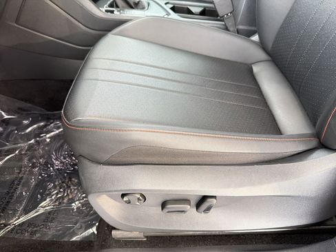 Used 2024 Volkswagen Tiguan Wolfsburg Edition image 14