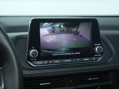 Certified 2026 Nissan Rogue SV AWD/4WD image 29