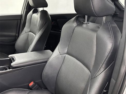 Used 2023 Toyota bZ4X Limited image 14