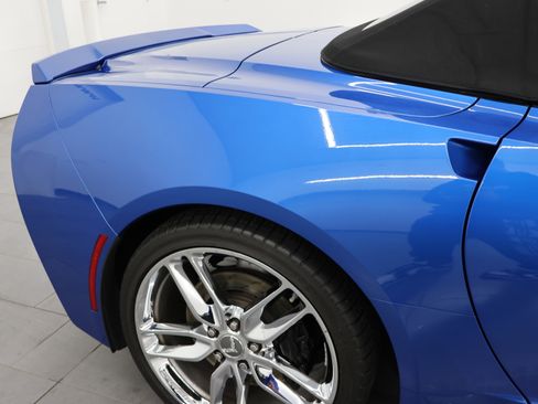 Used 2014 Chevrolet Corvette Stingray Convertible w/ 2LT Preferred Equipment Group RWD image 22