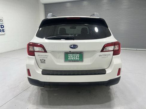 Used 2015 Subaru Outback 2.5i Premium AWD/4WD image 7