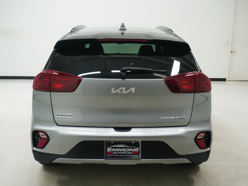 Used 2022 Kia Niro Touring Special Edition FWD image 5