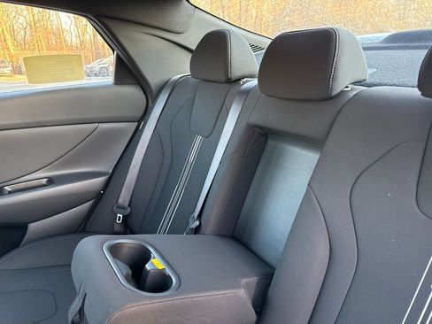 New 2026 Hyundai Elantra SEL Sport image 33