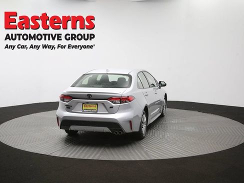 Used 2022 Toyota Corolla SE FWD image 36
