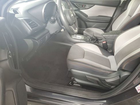 Used 2018 Subaru Crosstrek 2.0i Premium image 11