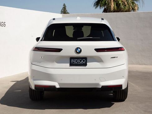 Used 2026 BMW iX xDrive45 w/ Premium Package image 7