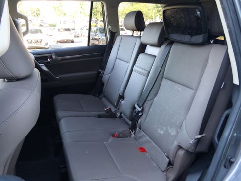 Certified 2023 Lexus GX 460 Premium w/ Premium Package AWD/4WD image 35