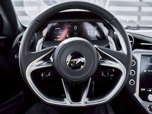 Used 2024 McLaren 750S RWD image 49