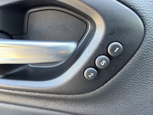 Used 2022 Jeep Cherokee Trailhawk w/ Premium Leather Package image 23