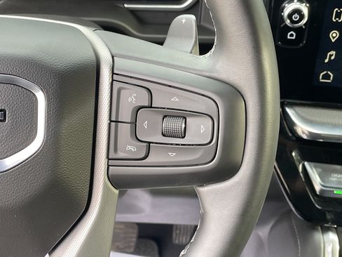 Used 2024 GMC Sierra 1500 Denali w/ Technology Package AWD/4WD image 19