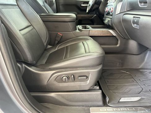 Used 2021 GMC Sierra 1500 Denali w/ Denali Ultimate Package AWD/4WD image 40
