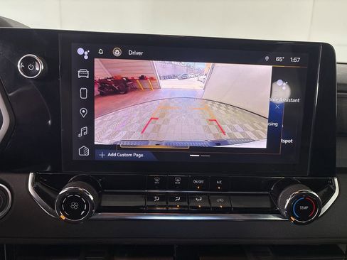 Used 2023 Chevrolet Colorado W/T image 14