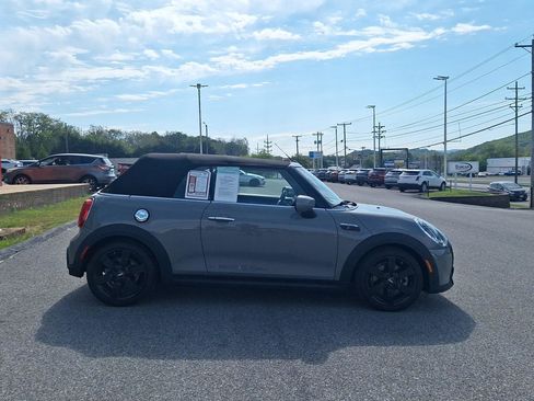 Used 2023 MINI Cooper S FWD image 2