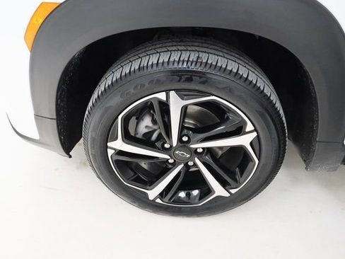 Used 2023 Chevrolet TrailBlazer RS w/ Convenience Package AWD/4WD image 7