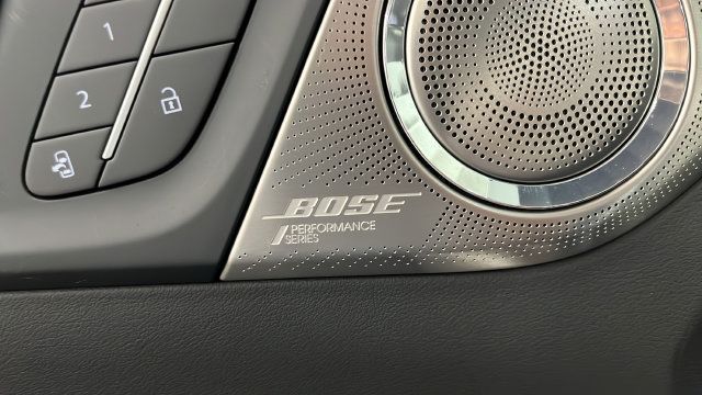 Used 2026 Buick Enclave Avenir AWD/4WD image 38