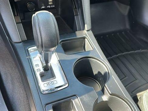 Used 2019 Subaru Outback 2.5i AWD/4WD image 18