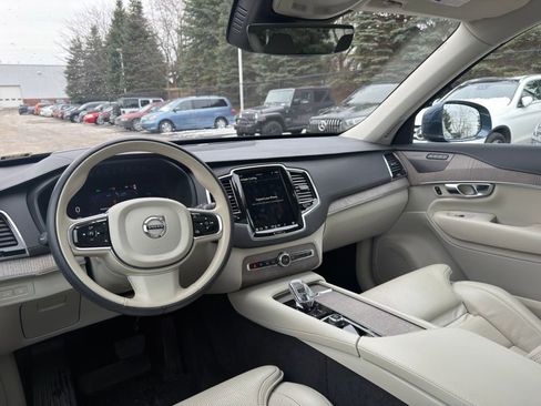 Used 2023 Volvo XC90 T8 Ultimate w/ Protection Package Premier image 16