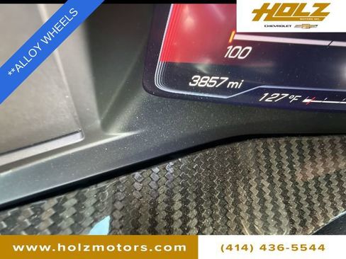 Used 2022 Chevrolet Corvette Stingray Premium Cpe w/ Z51 Performance Package RWD image 13