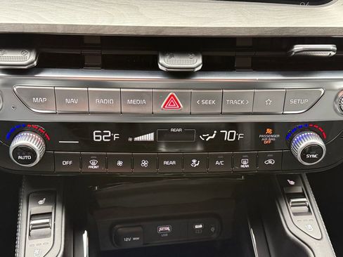 Certified 2024 Kia Telluride SX Prestige X-Line image 18