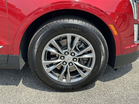 Certified 2023 Cadillac XT5 Premium Luxury w/ Technology Package AWD/4WD image 8