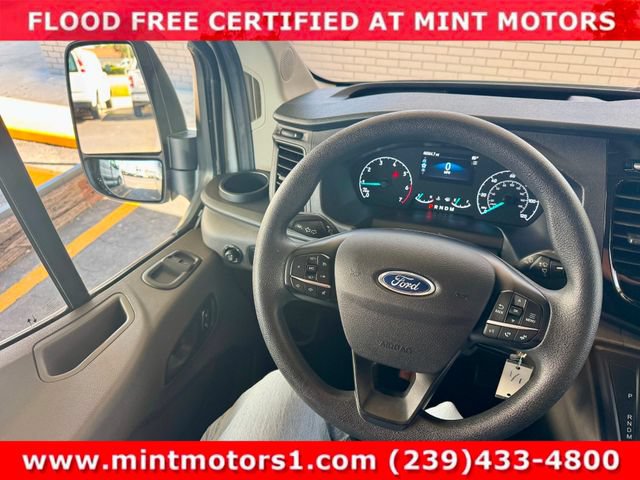 Used 2024 Ford Transit 350 XLT RWD image 32