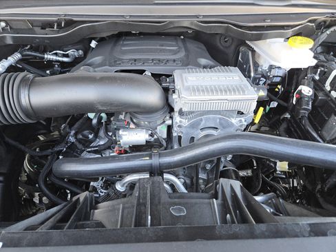 New 2026 RAM 1500 Laramie w/ Laramie Preferred Package image 23
