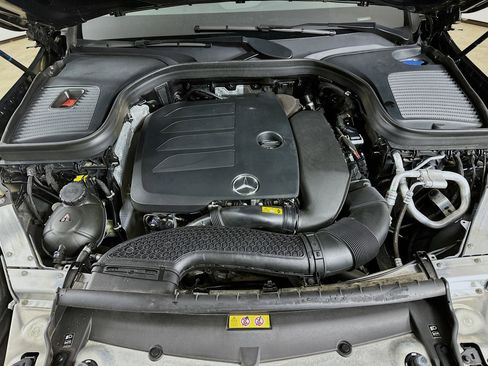 Used 2022 Mercedes-Benz GLC 300 4MATIC image 38