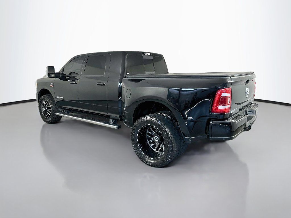 Used 2024 RAM 3500 Laramie AWD/4WD image 5