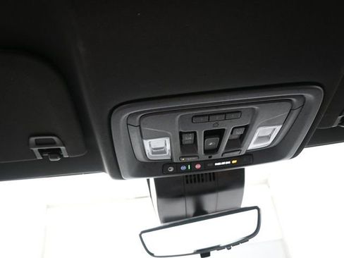 Used 2024 Chevrolet Silverado 1500 High Country w/ High Country Premium Package image 12