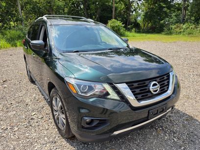 Used 2019 Nissan Pathfinder SV