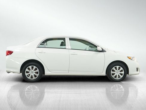 Used 2009 Toyota Corolla S image 6