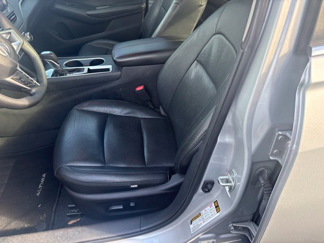 Used 2022 Nissan Altima 2.5 SV FWD image 8