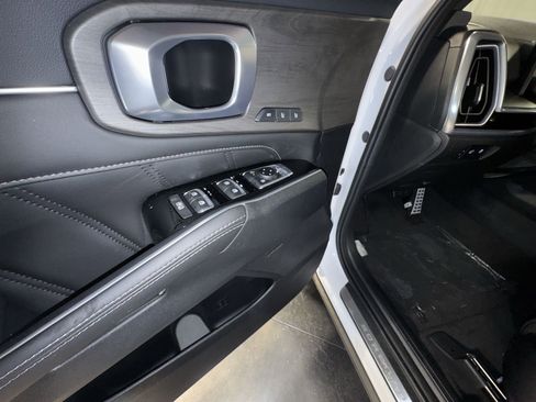 New 2026 Kia Sorento SX Prestige image 17