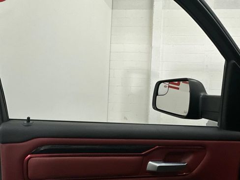 Used 2019 RAM 1500 Rebel AWD/4WD image 38