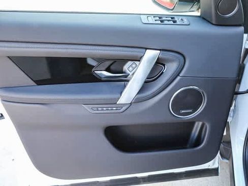 New 2024 Land Rover Discovery Sport S image 21