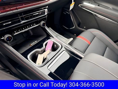 New 2026 Chevrolet Traverse RS w/ LPO, Floor Liner Package AWD/4WD image 19