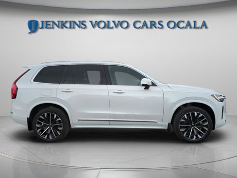 New 2026 Volvo XC90 B6 Plus image 3