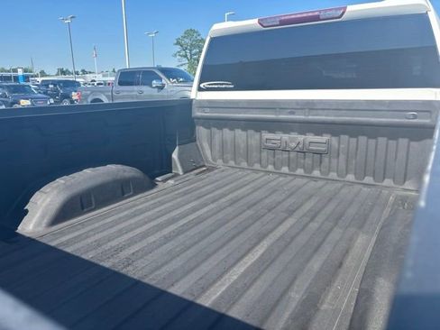 Used 2022 GMC Sierra 2500 SLE w/ SLE Value Package; AWD/4WD image 25