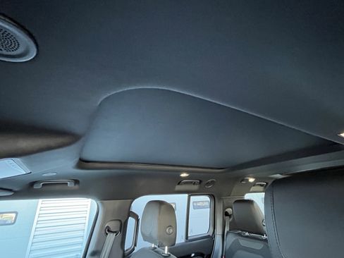 Certified 2024 Land Rover Defender 130 X-Dynamic SE image 25