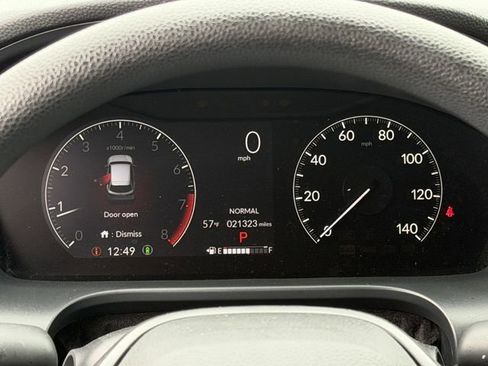 Used 2025 Honda HR-V LX image 15