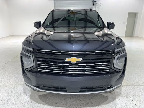 New 2026 Chevrolet Suburban High Country AWD/4WD image 8